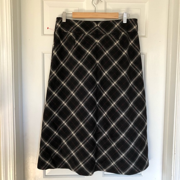 Talbots • Classic plaid wool midi skirt - Picture 4 of 5